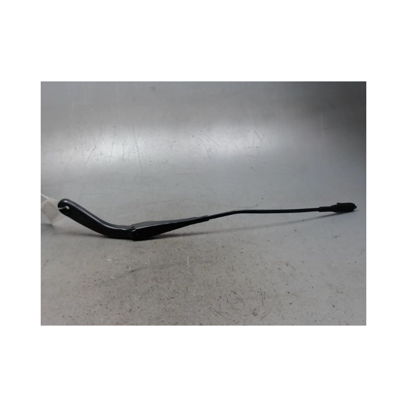 BRAS ESSUIE-GLACE AVANT DROIT B.M.W. SERIE 4