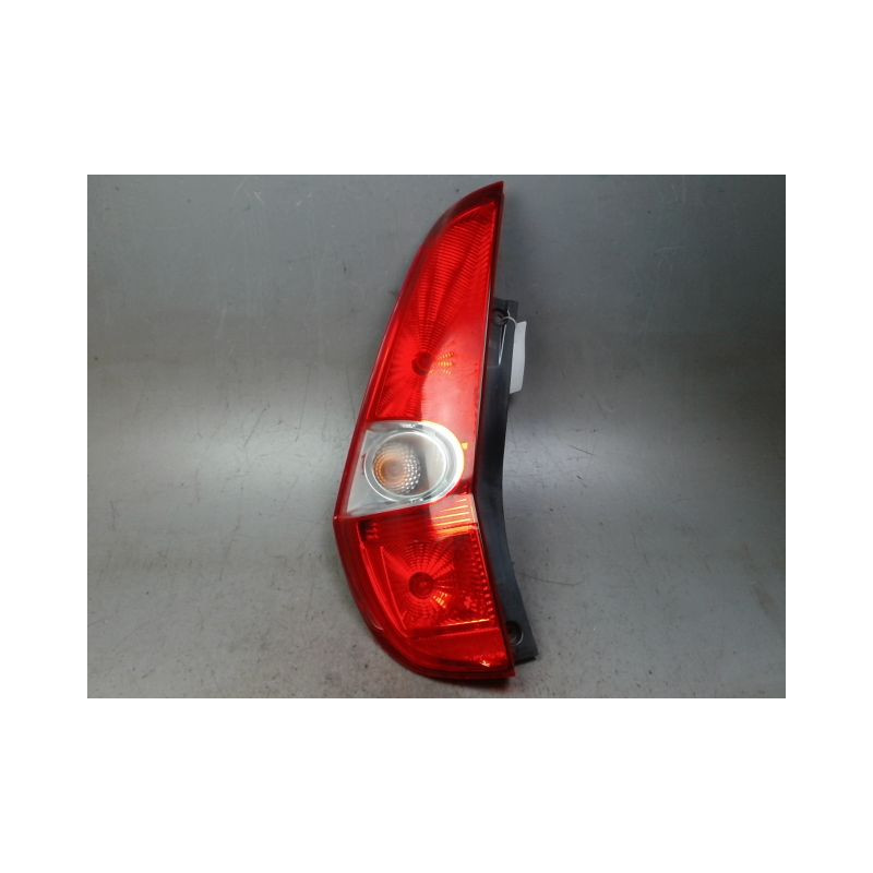FEU ARRIERE GAUCHE  SUZUKI SPLASH