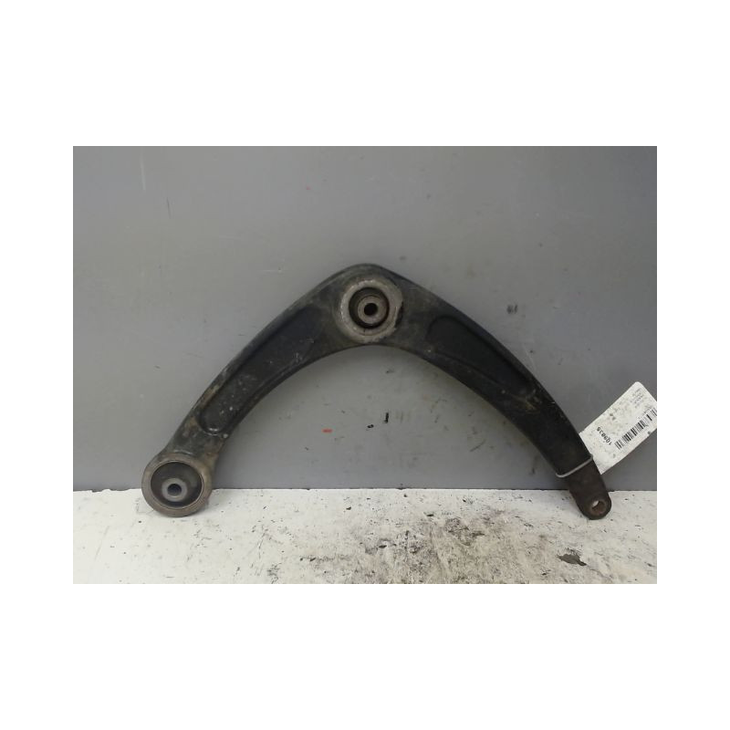 TRIANGLE INFERIEUR AVANT GAUCHE CITROEN C4