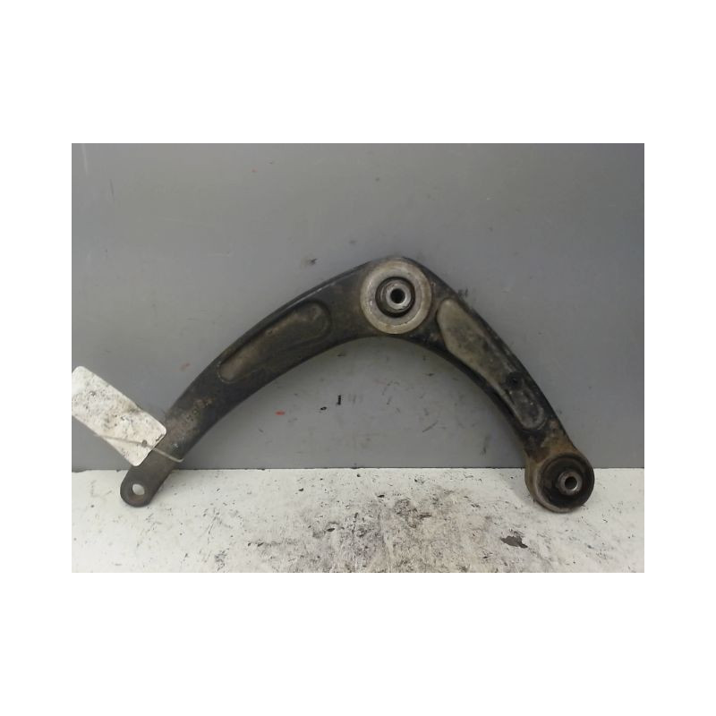 TRIANGLE INFERIEUR AVANT GAUCHE CITROEN C4