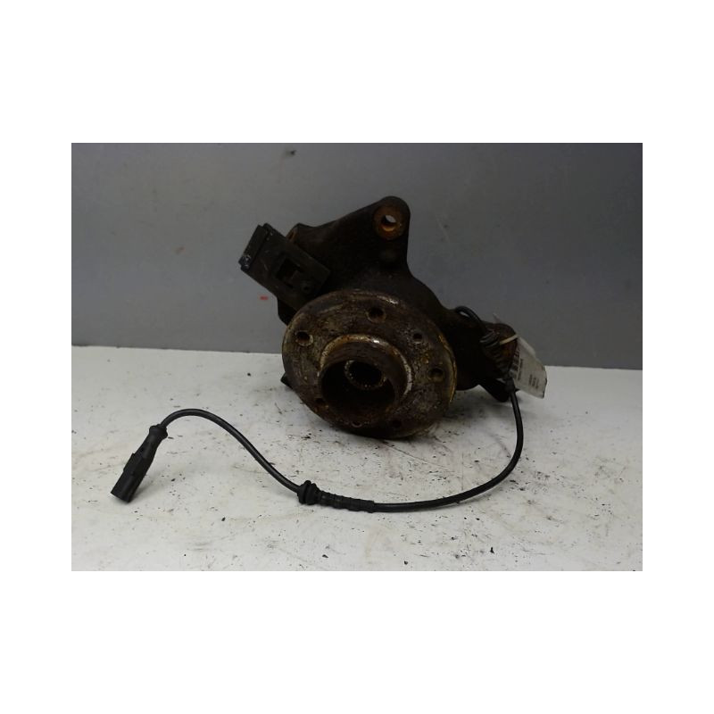 PIVOT AVANT GAUCHE RENAULT MEGANE