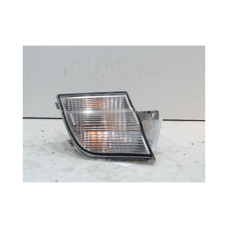 CLIGNOTANT DROIT NISSAN MICRA