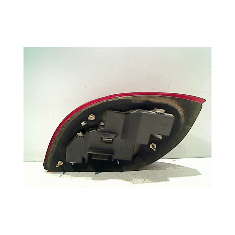 FEU ARRIERE GAUCHE  FORD KA