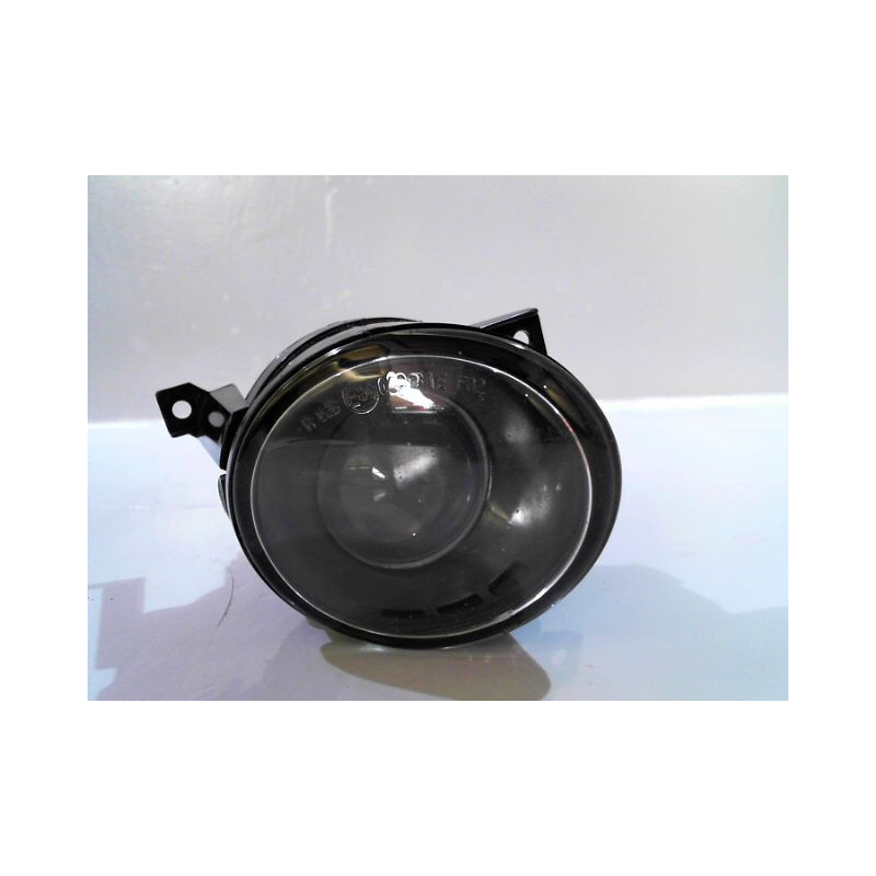 PHARE ANTIBROUILLARD AVANT DROIT VOLKSWAGEN TOURAN