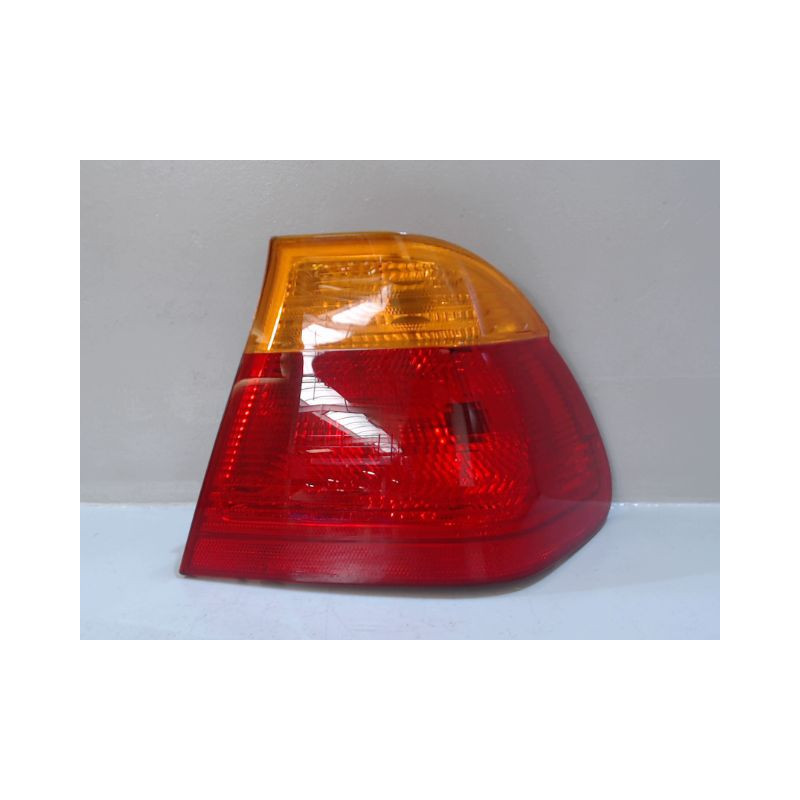 FEU ARRIERE DROIT BMW 320