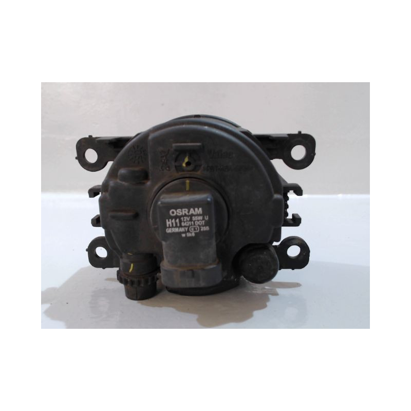 PHARE ANTIBROUILLARD AVANT DROIT RENAULT GRAND SCENIC II 2004-06