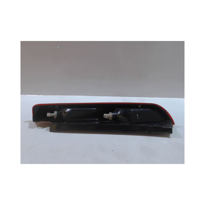FEU ARRIERE GAUCHE  FORD FOCUS 05-07