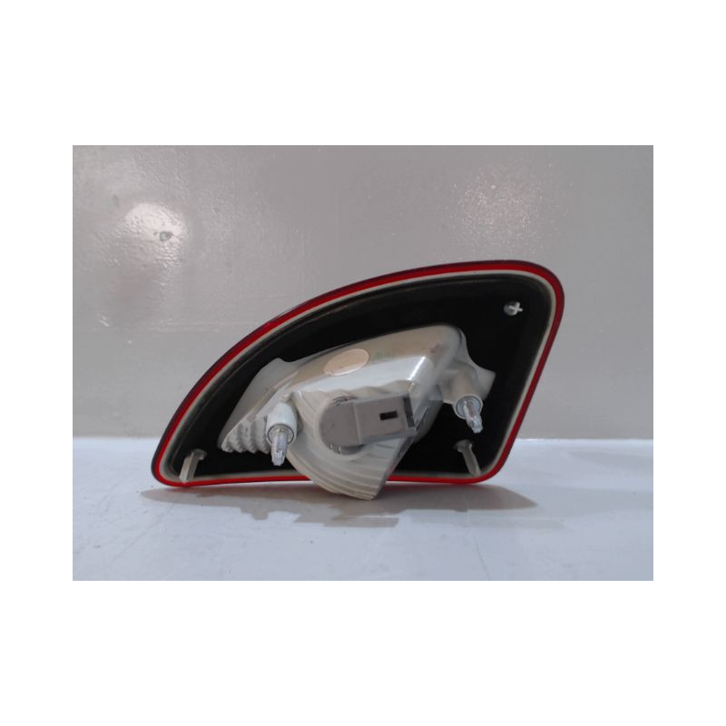 FEU RECUL DROIT RENAULT TWINGO 2 2010-