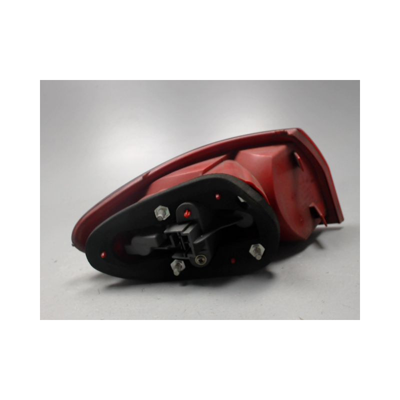 FEU ARRIERE DROIT ALFA ROMEO 147
