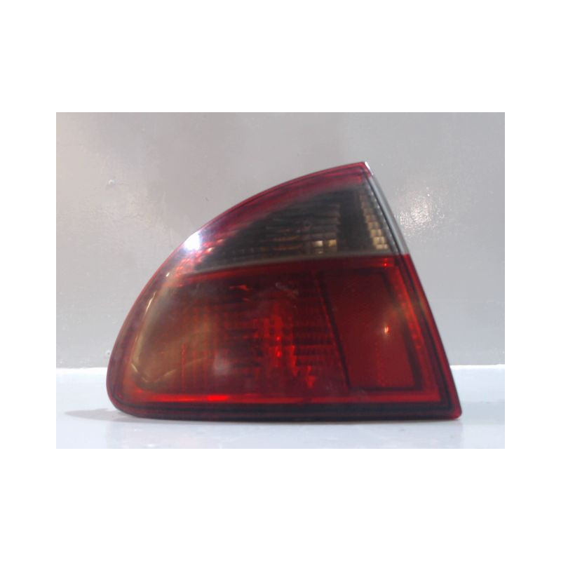 FEU ARRIERE GAUCHE  SEAT LEON 2000-2006