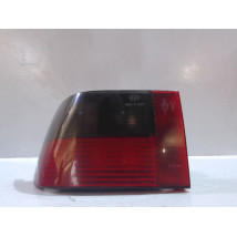 FEU ARRIERE GAUCHE  SEAT IBIZA 96-99