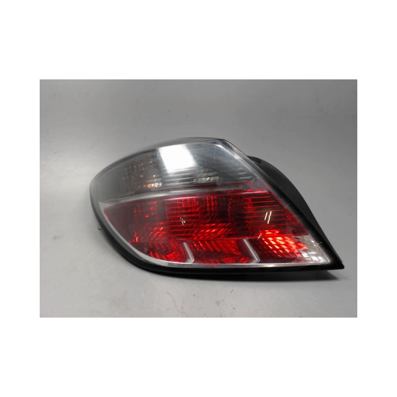 FEU ARRIERE GAUCHE  OPEL ASTRA