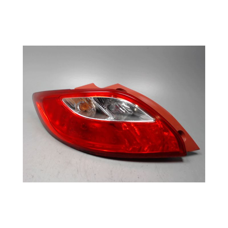 FEU ARRIERE DROIT MAZDA 2