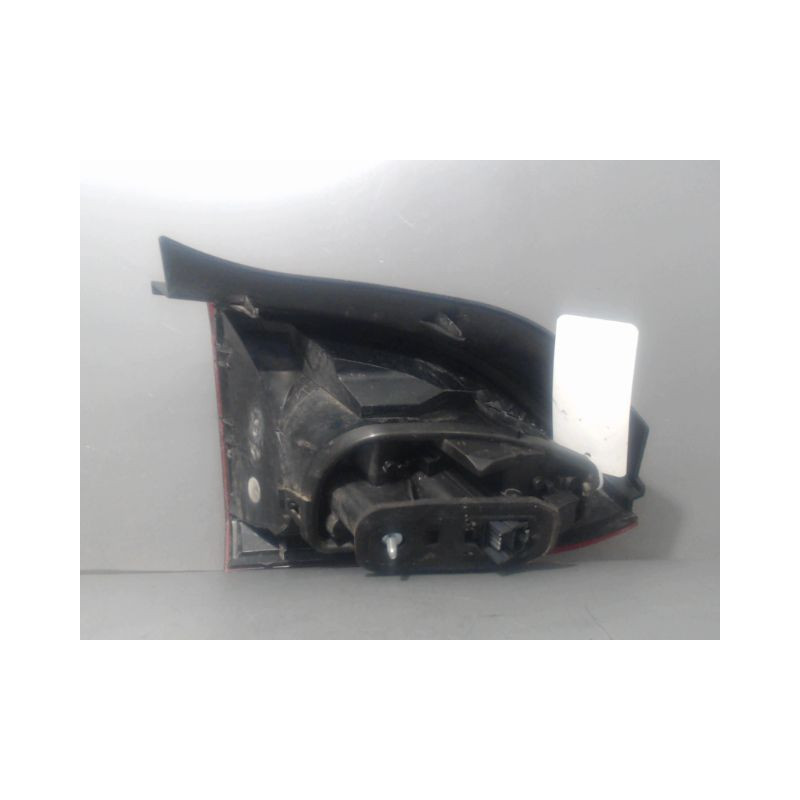 FEU ARRIERE GAUCHE  RENAULT CLIO III 2010-