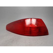 FEU ARRIERE GAUCHE  PEUGEOT 607