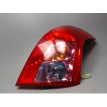 FEU ARRIERE DROIT SUZUKI SWIFT