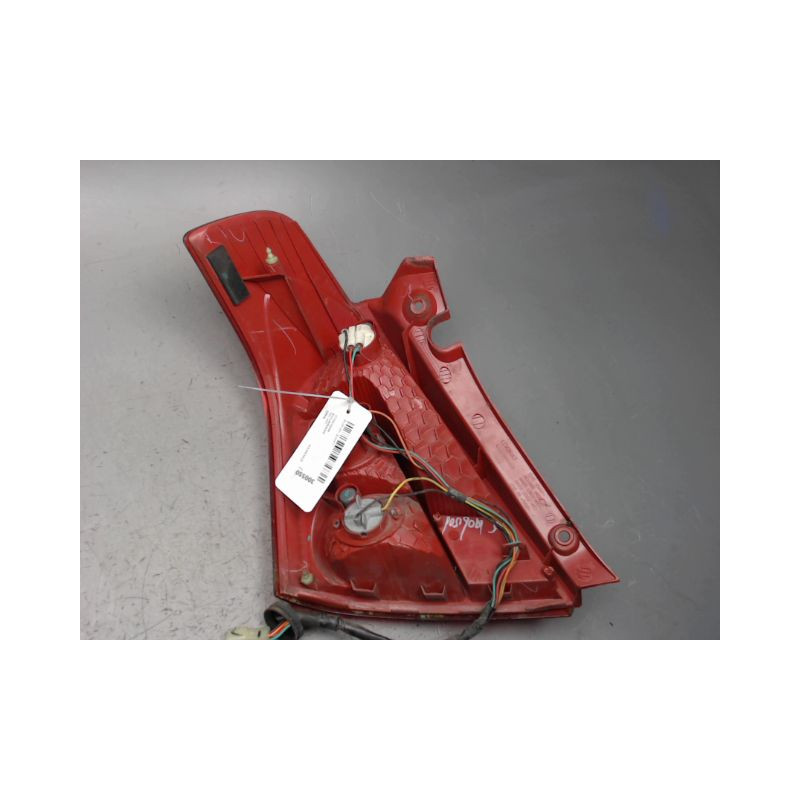 FEU ARRIERE DROIT SUZUKI SWIFT