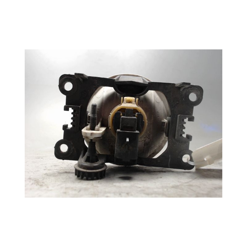 PHARE ANTIBROUILLARD AVANT DROIT PEUGEOT 207