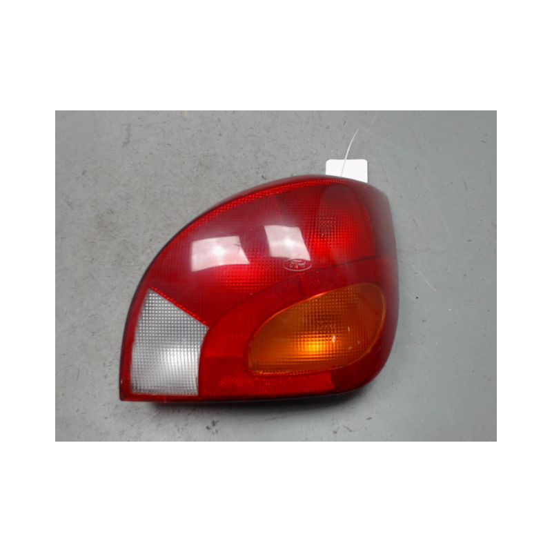 FEU ARRIERE DROIT FORD FIESTA