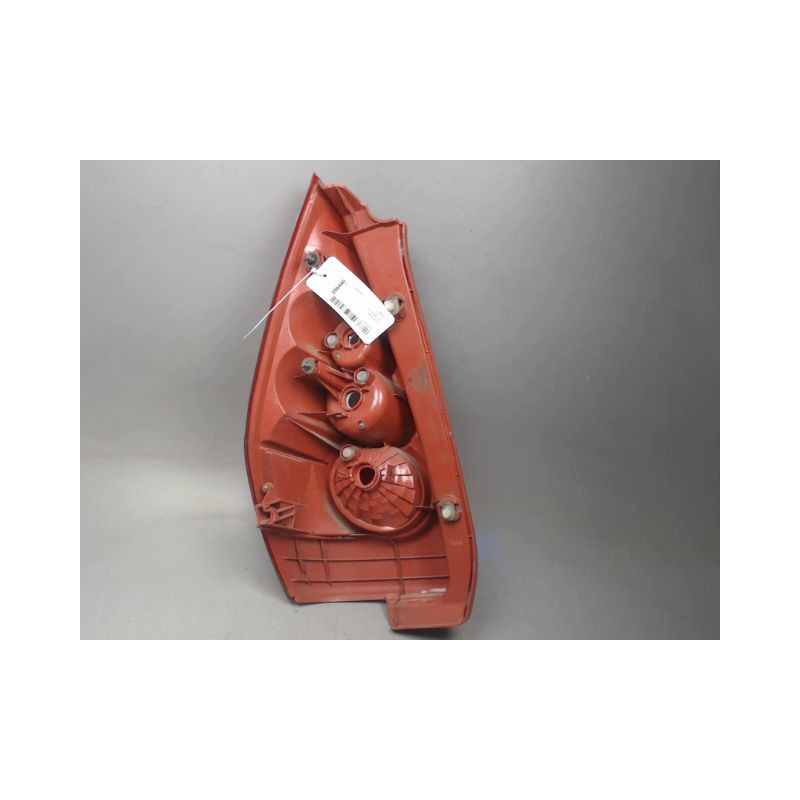 FEU ARRIERE DROIT MAZDA 5