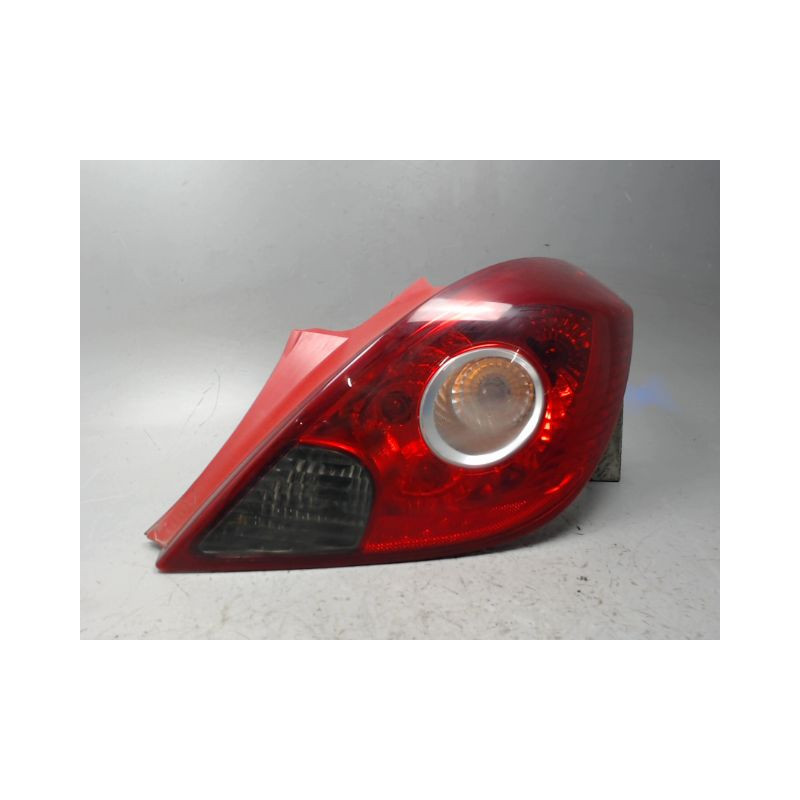 FEU ARRIERE DROIT OPEL CORSA