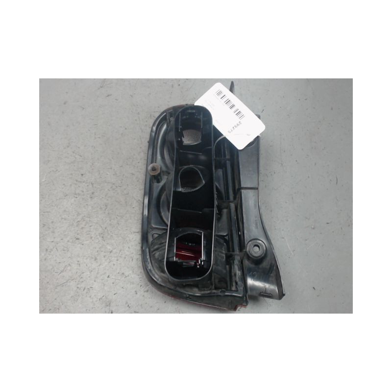 FEU ARRIERE DROIT NISSAN MICRA