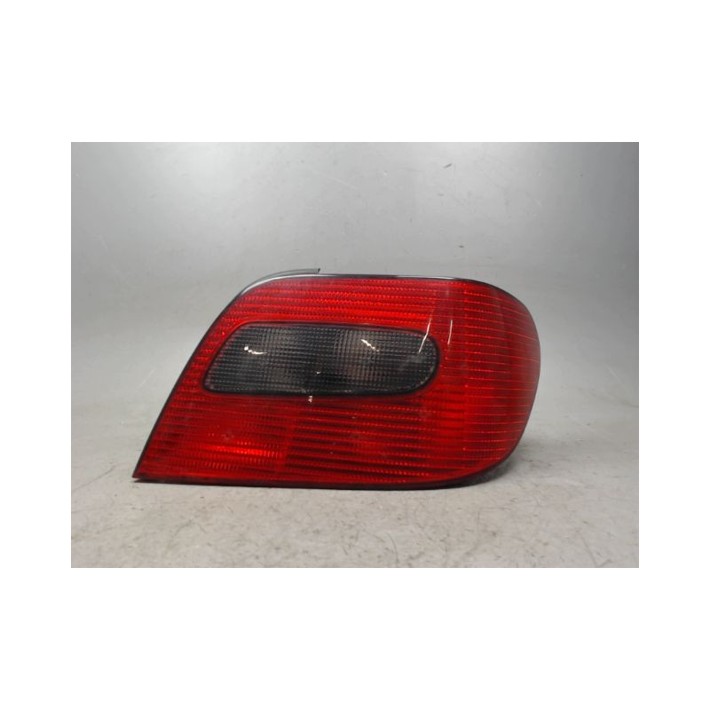 FEU ARRIERE DROIT CITROEN XSARA