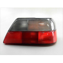 FEU ARRIERE DROIT PEUGEOT 605 94-99