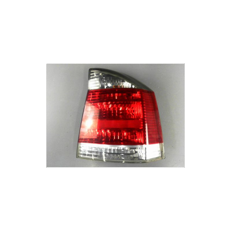 FEU ARRIERE DROIT OPEL VECTRA GTS 02-05