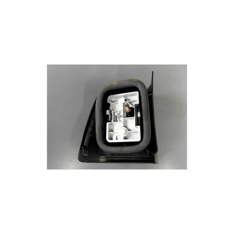 FEU ARRIERE DROIT CITROEN XANTIA BREAK 97-2001