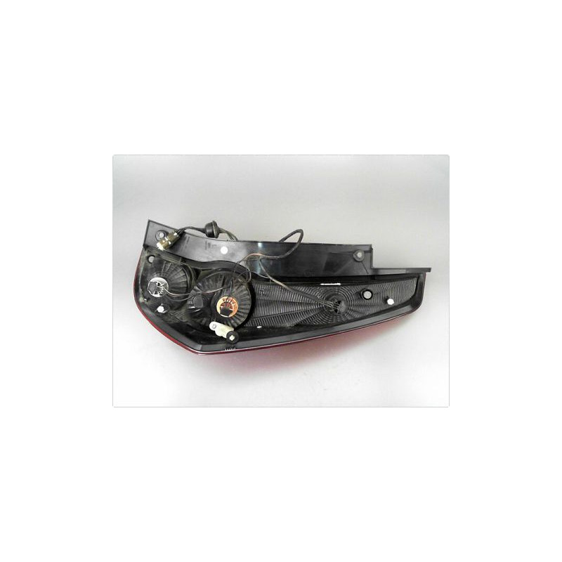 FEU ARRIERE GAUCHE  OPEL AGILA (B) 08-14