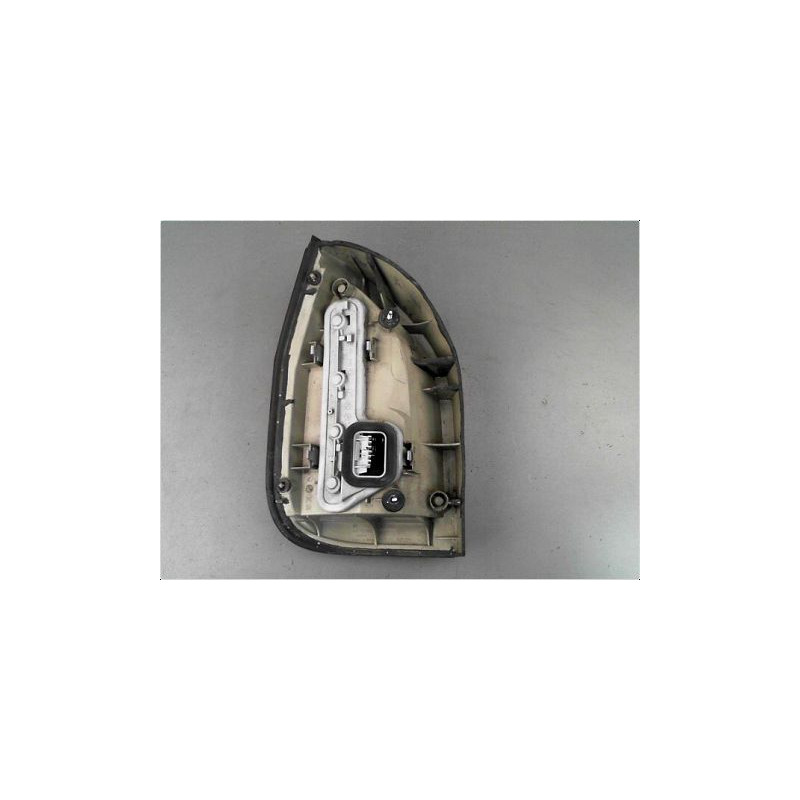 FEU ARRIERE DROIT OPEL ZAFIRA 99-05