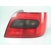 FEU ARRIERE DROIT CITROEN XSARA 97-00