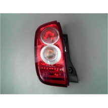 FEU ARRIERE GAUCHE  NISSAN MICRA 2003-2005