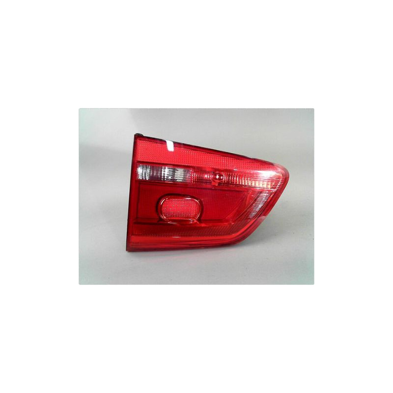 FEU ARRIERE INTERIEUR DROIT VOLKSWAGEN TOURAN II 10-15