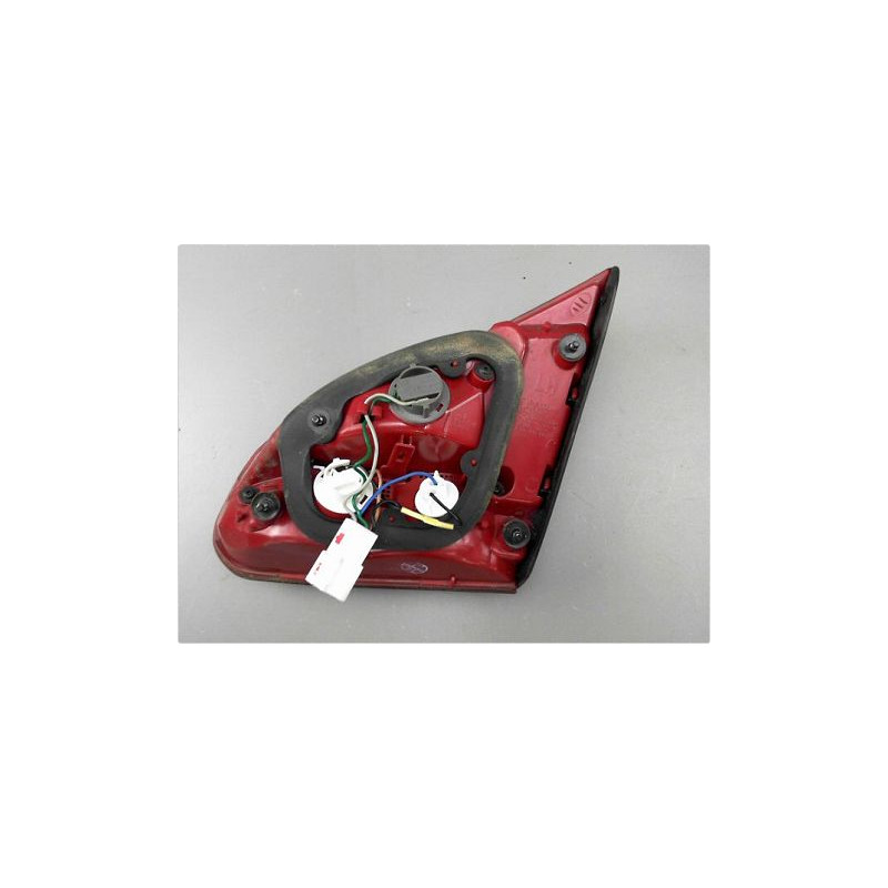 FEU ARRIERE INTERIEUR GAUCHE KIA CEE´D
