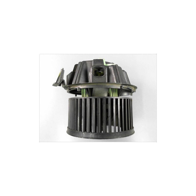 MOTEUR VENTILATEUR CHAUFFAGE DACIA SANDERO 08-12