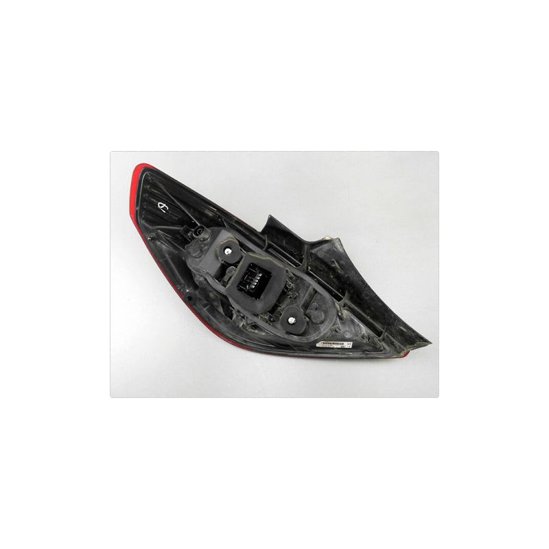 FEU ARRIERE DROIT OPEL CORSA (D) PH2 11-15
