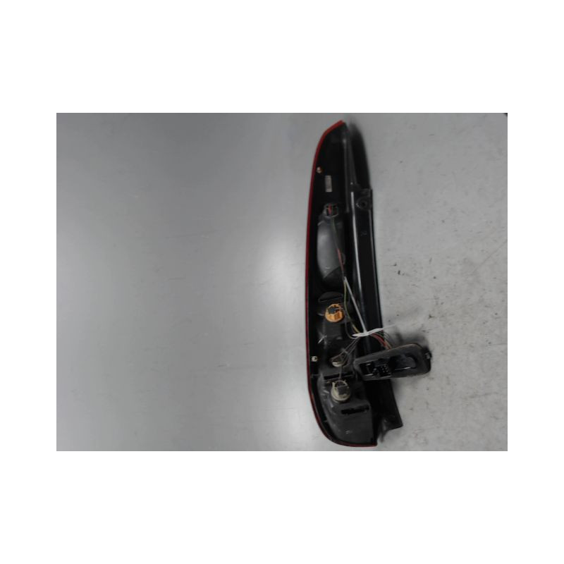 FEU ARRIERE DROIT FORD FIESTA