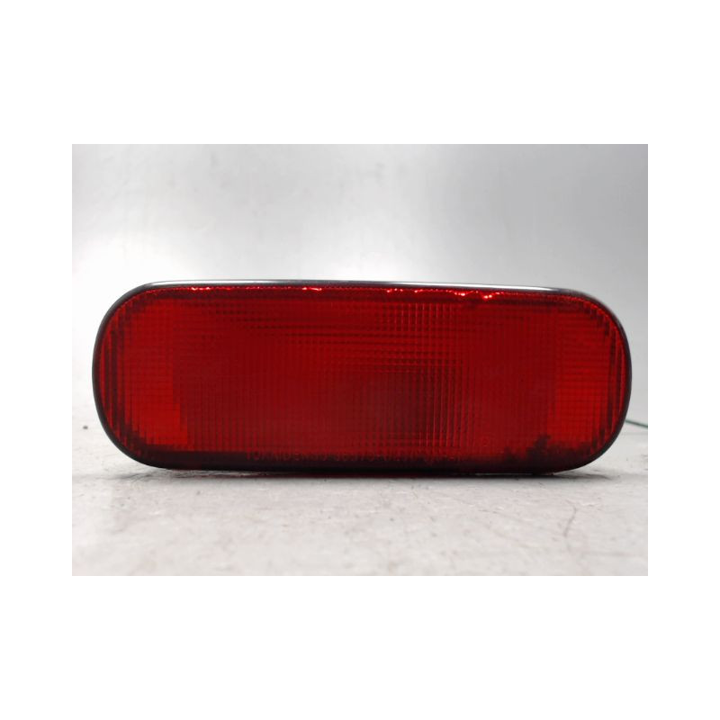 FEU BROUILLARD CENTRAL ARRIERE SUZUKI SWIFT