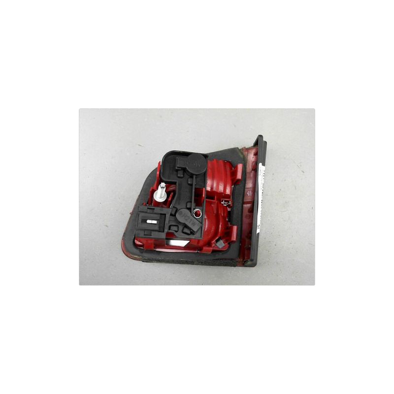 FEU ARRIERE INTERIEUR GAUCHE CITROEN C5 II 2008-