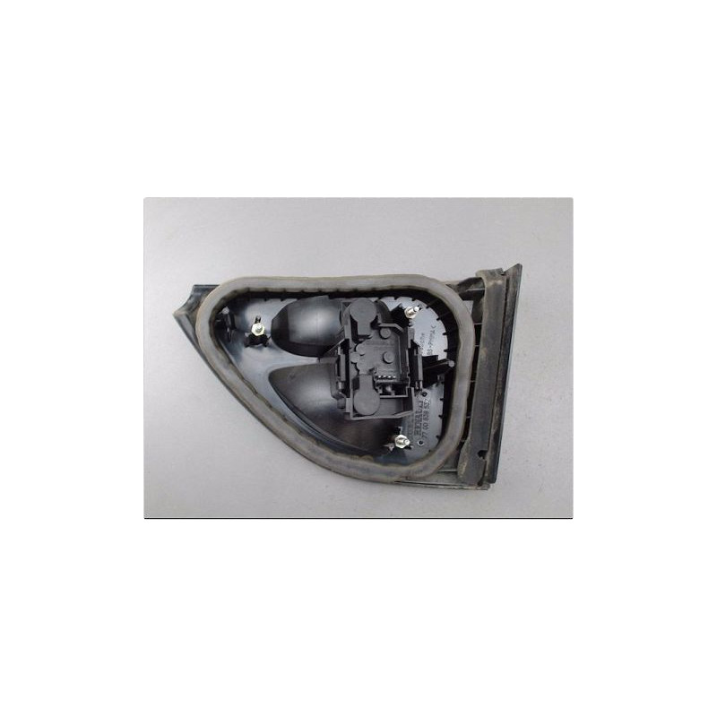 FEU ARRIERE INTERIEUR GAUCHE RENAULT MEGANE I PH1 CLASSIC -99