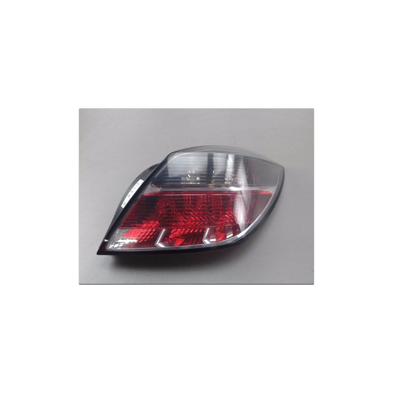 FEU ARRIERE DROIT OPEL ASTRA (H) GTC 07-11