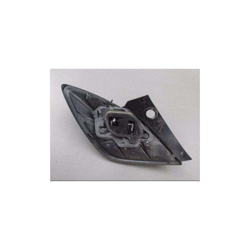 FEU ARRIERE DROIT OPEL ASTRA (H) GTC 07-11