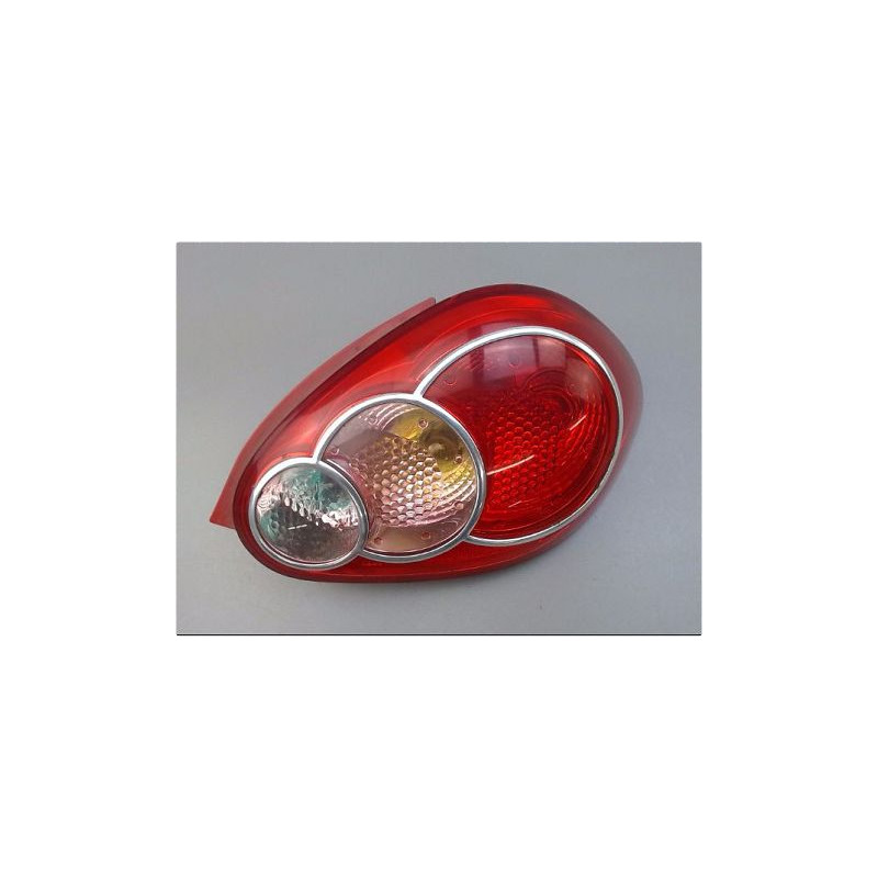 FEU ARRIERE DROIT TOYOTA AYGO 05-09