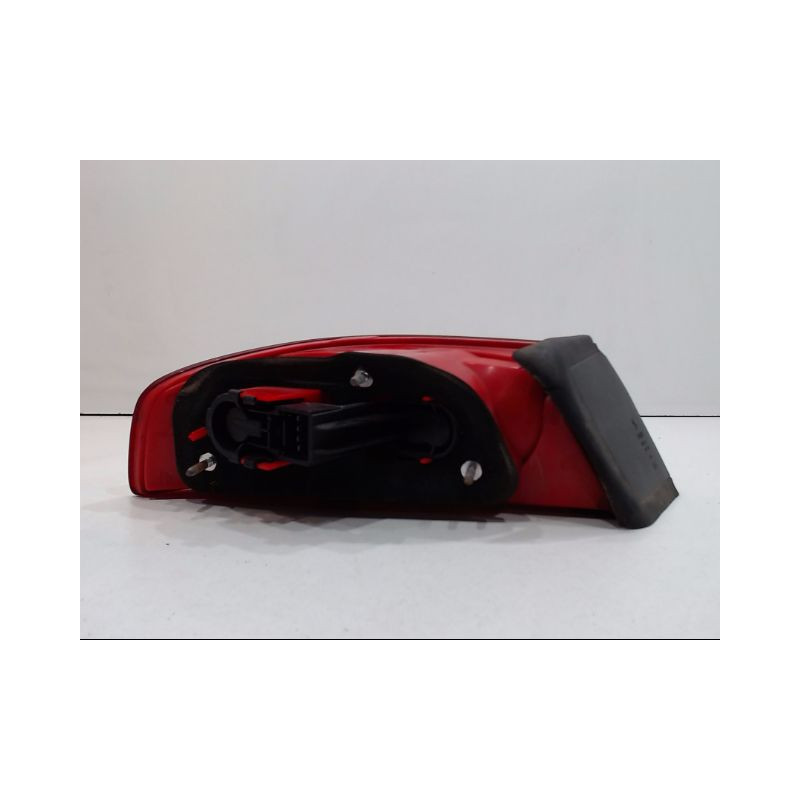 FEU ARRIERE DROIT ALFA ROMEO 159