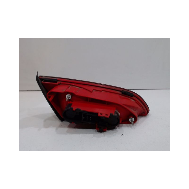 FEU ARRIERE INTERIEUR DROIT ALFA ROMEO 159