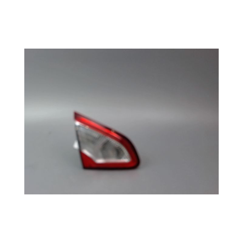 FEU ARRIERE INTERIEUR GAUCHE NISSAN QASHQAI BREAK I Phase 1 2007-2010