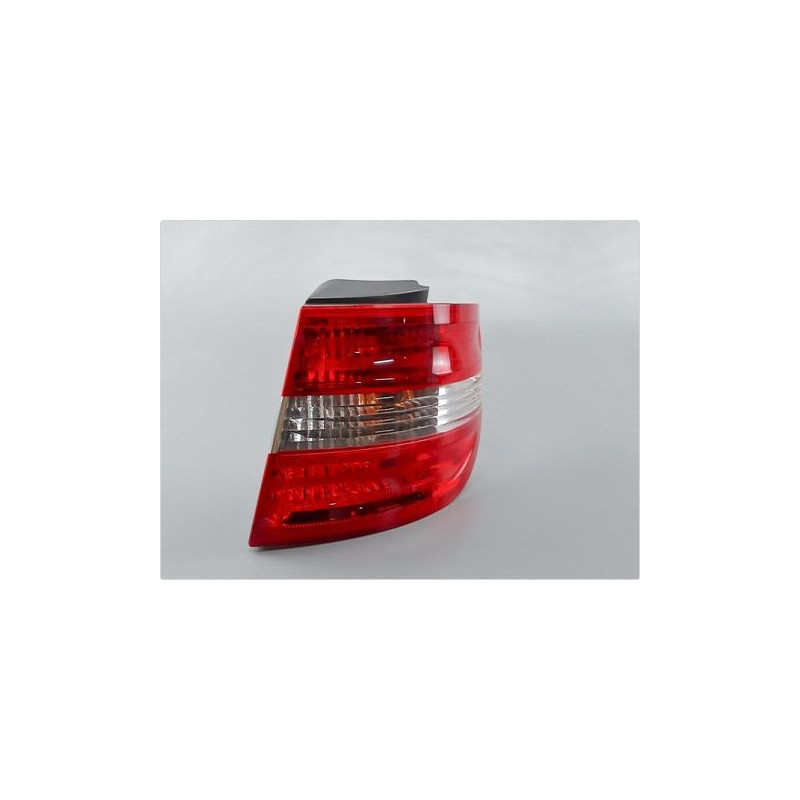 FEU ARRIERE DROIT MERCEDES CLASSE B 05-08