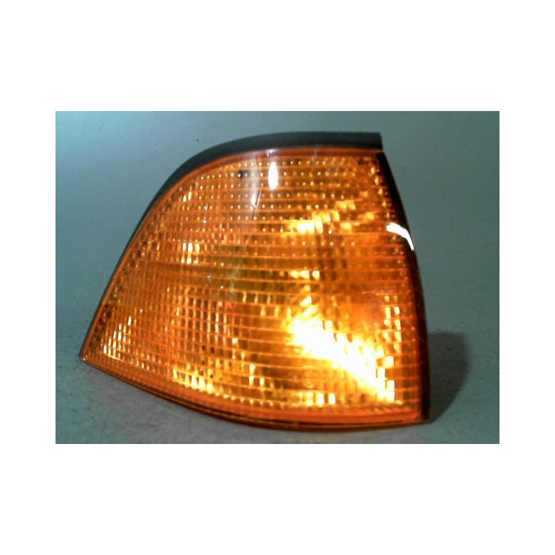 CLIGNOTANT DROIT B.M.W. SERIE 3